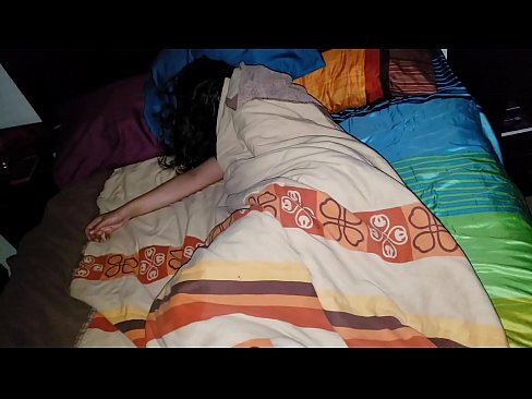 ❤️ Stiefsohn beschimpft seine junge Stiefmutter, während sie schläft. Homemade porn bei de.xlxxporno.ru
