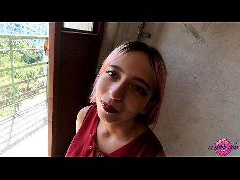 ❤️ Studentin saugt einen Fremden im Outback - Sperma auf seinem Gesicht Homemade porn bei de.xlxxporno.ru